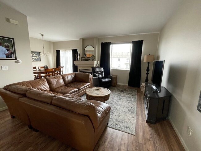 Building Photo - 7229 Mabels Way