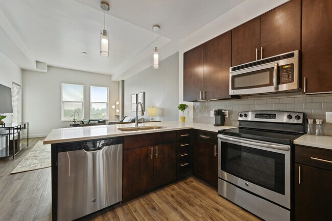 Foto del edificio - 2190 E 11th Ave