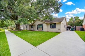 Building Photo - 2117 Willow Wisp Dr