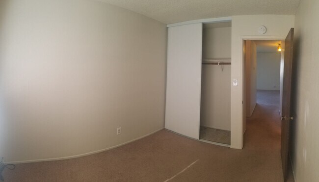 Foto del edificio - Utilities Included! Hayward 2-Bedroom with...