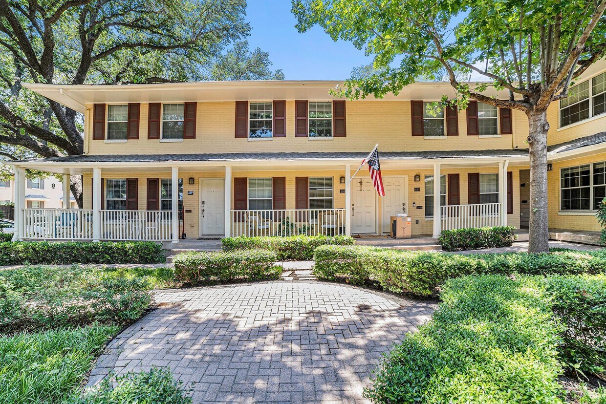 Foto principal - Charming, turnkey apartment near Oak Lawn ...
