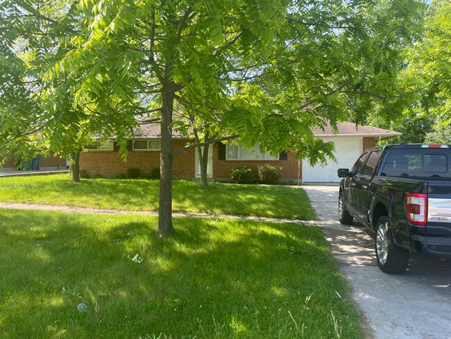 Building Photo - 5550 Fishburg Rd