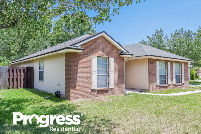 Building Photo - 7717 Fawn Lake Dr S