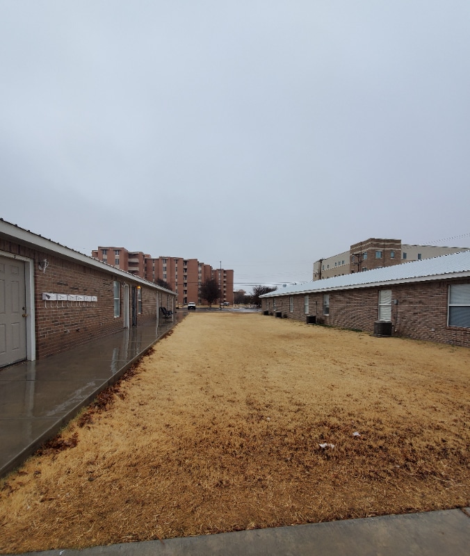 Foto principal - 2615 2nd Ave