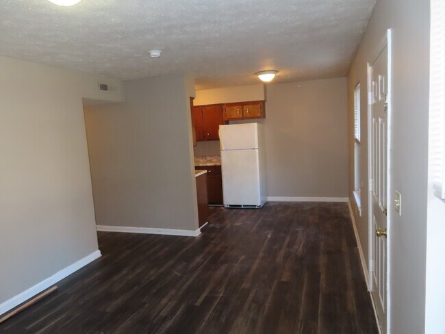 Foto del edificio - 146 Indiana Ave