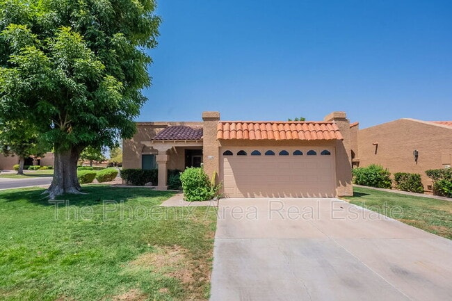 Building Photo - 9128 E Gelding Dr