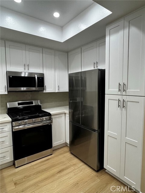 Building Photo - 30902 Club House Dr