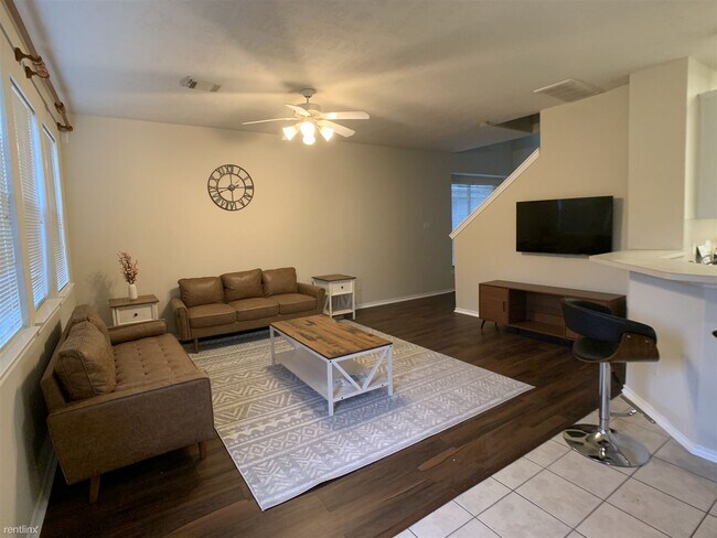 Foto del edificio - 3 br, 2.5 bath Townhome - 6123 Morningshir...