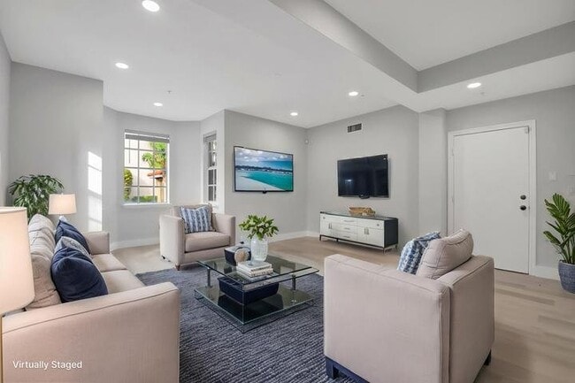 Photo - 1635 N Federal Hwy Townhome