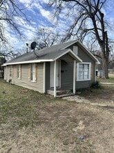 Building Photo - 4224 Alma St