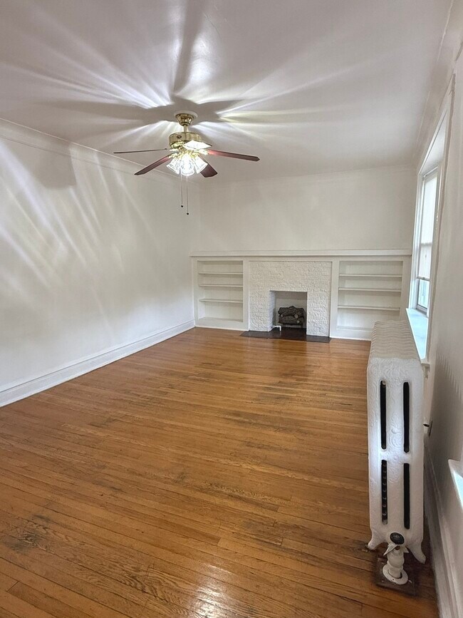 Foto del edificio - 1118 E 67th St