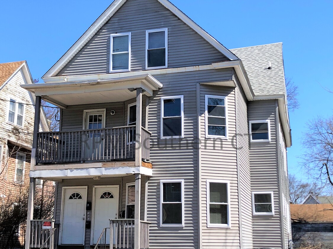 Primary Photo - 111 Hobart St