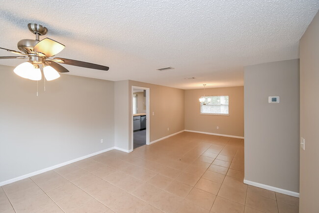 Building Photo - 10918 Key Coral Dr