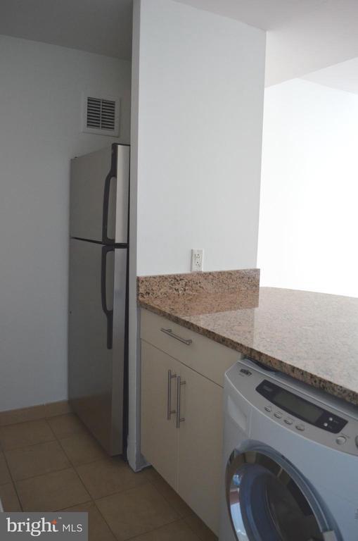 Foto del edificio - 219-29 S 18th St