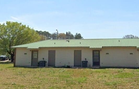 Building Photo - 4350 Lakewood Ct