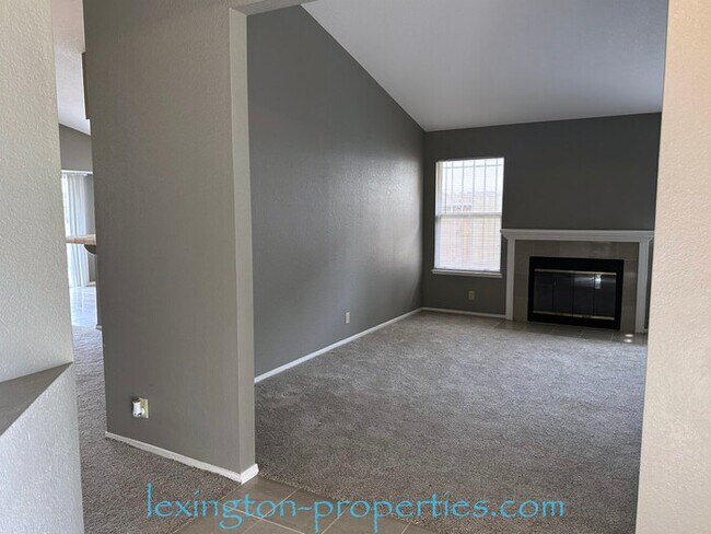 Building Photo - 1027 Fallon Woods Way