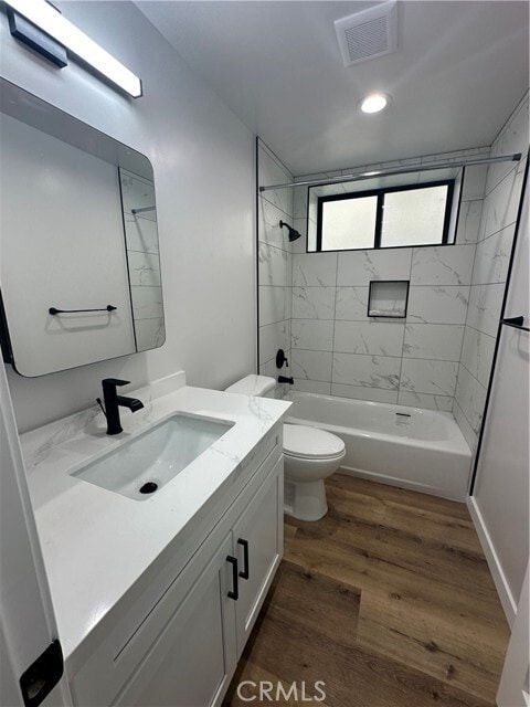 Building Photo - 609 N Meyler St
