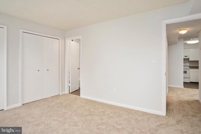 Building Photo - 6919 Mary Caroline Cir