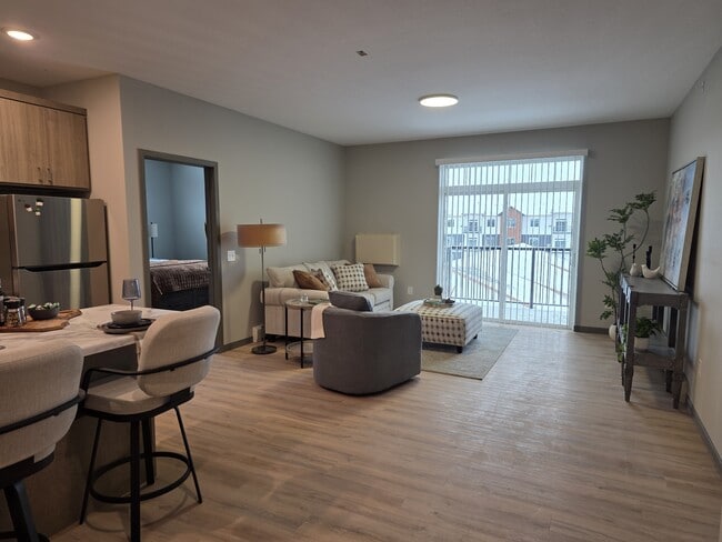 Building Photo - The Willows of Annandale