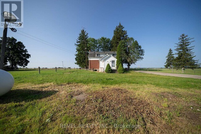 Building Photo - 413 Ellis Ave