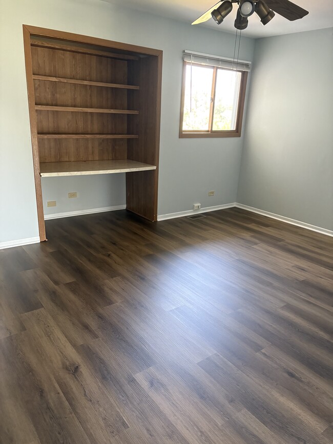 Foto del edificio - 34293 N Birch Ln