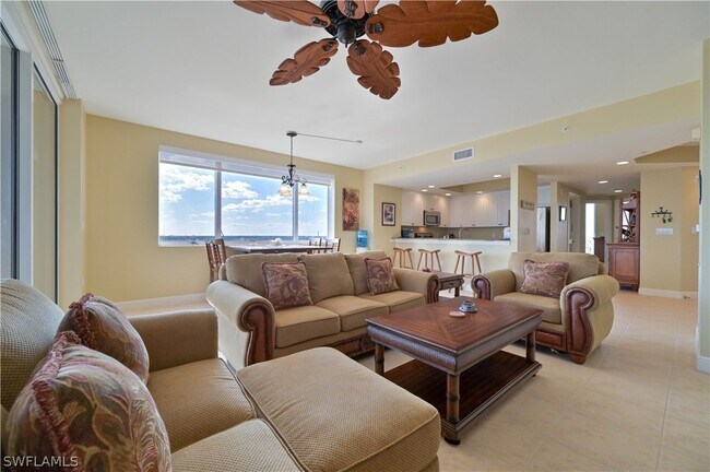 2090 W First St Unit J1010 photo'