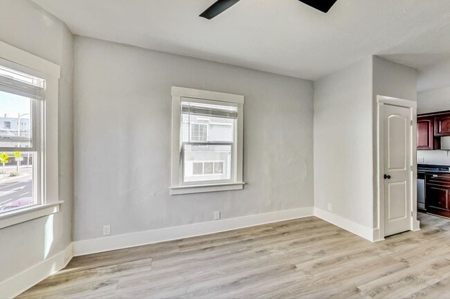 Building Photo - 1444 1st Ave Pl