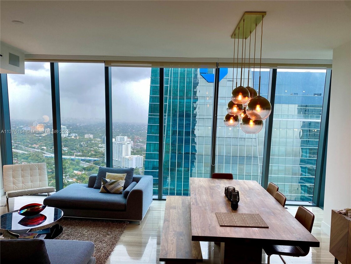 Foto principal - 1451 Brickell Ave