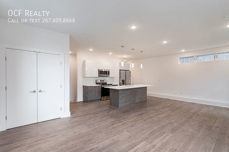 Foto principal - 2623 Christian St