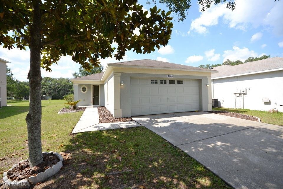 1404 Marsh Wood Dr, Seffner, FL 33584 House for Rent in Seffner, FL