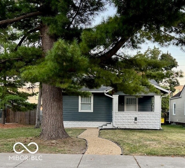 Foto del edificio - 4561 Winthrop Ave