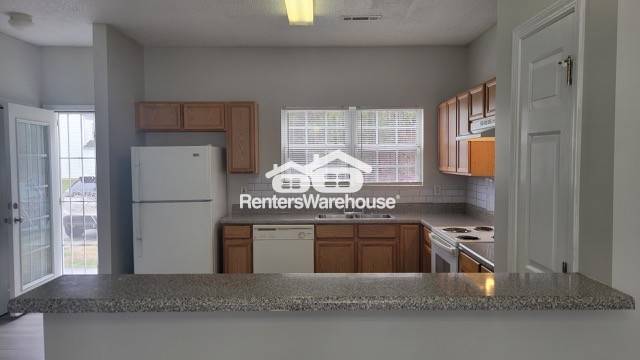 Foto del edificio - 5110 Oakley Commons Blvd