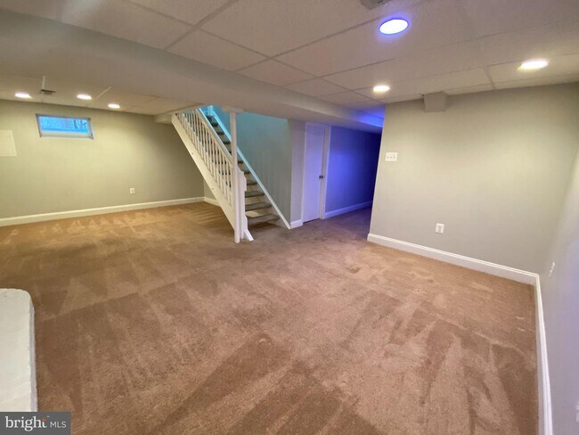 Foto del edificio - 105 Tall Pines Ave