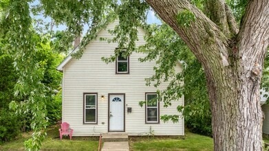 Building Photo - 1238 S 29th St