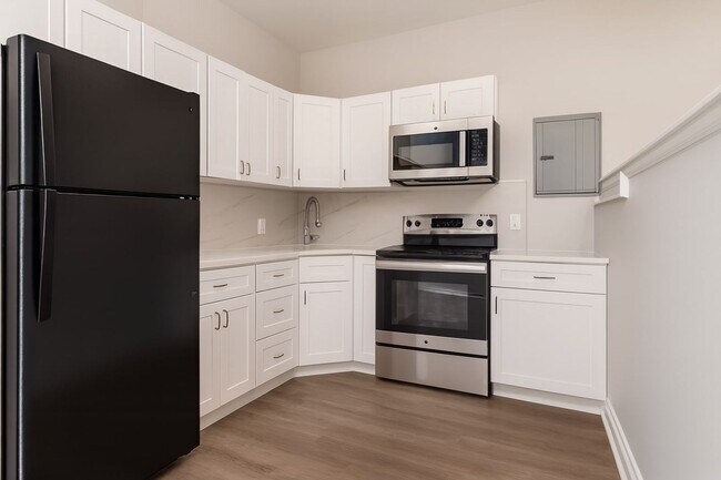 Photo - 911 N 16th St Apartment