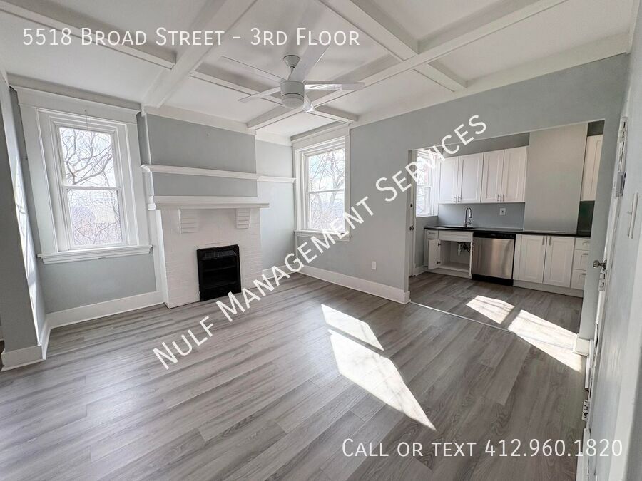 Foto principal - 3 bed, 2 bath apartment in Garfield