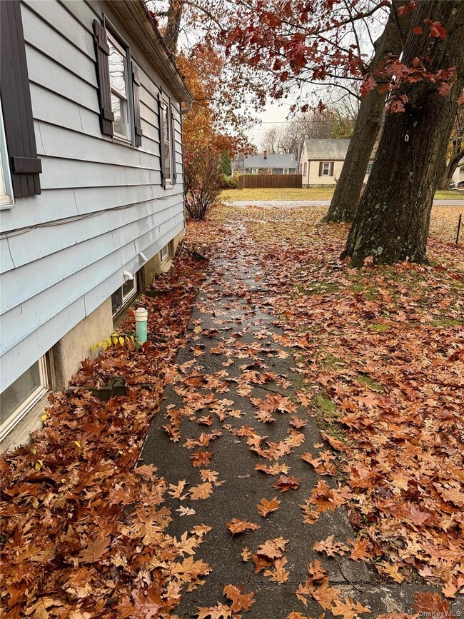 Foto del edificio - 17 Algonquin Dr