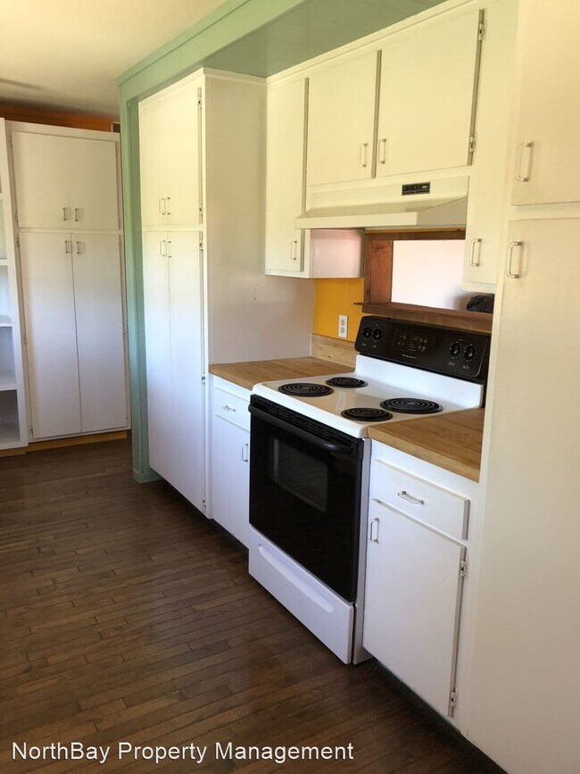 Building Photo - 3 br, 2 bath House - 5550 Pepperwood Rd