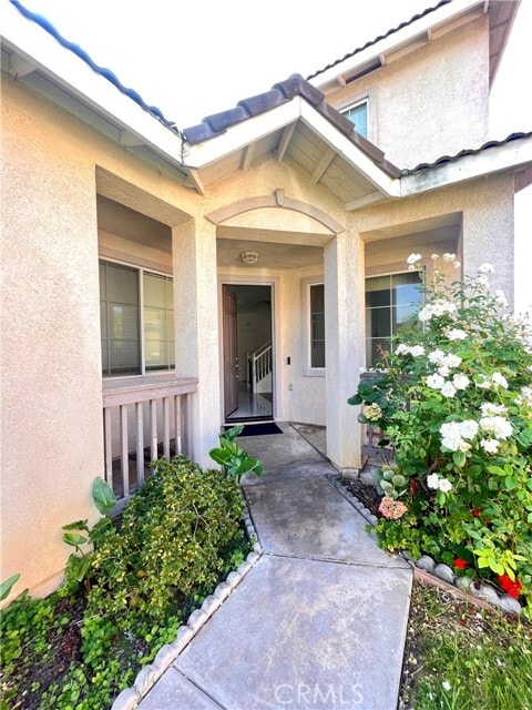 Building Photo - 12587 Hudson River Dr