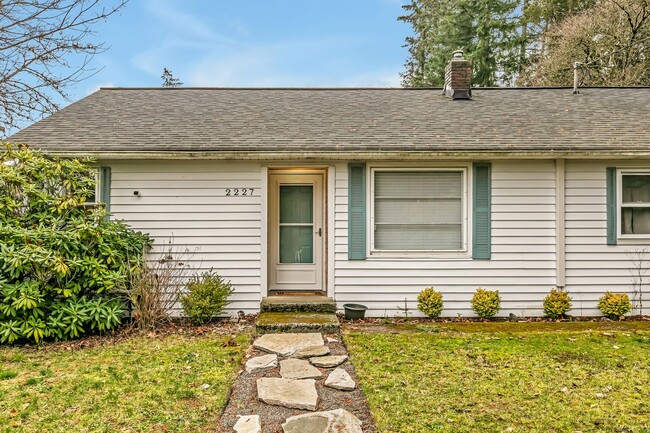 Building Photo - Cozy 3 Bedroom Home in Port Orchard!