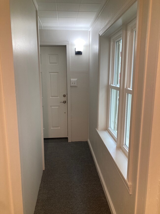 Front hallway - 227 E Hector St