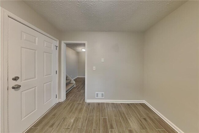 Building Photo - 106 Mill Gate Dr