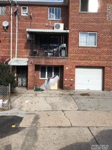 Primary Photo - 153-15-153-79 79th Ave