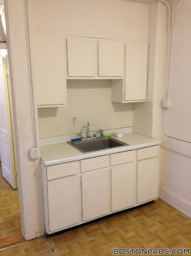 Foto del edificio - 161 Endicott St