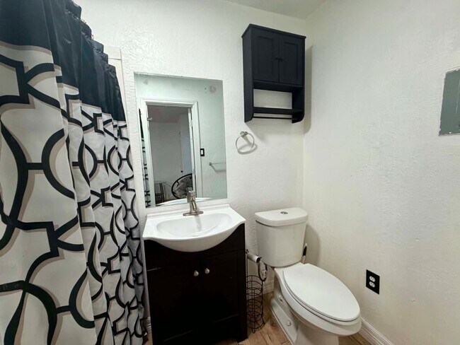 Foto del edificio - 703 Garrett St