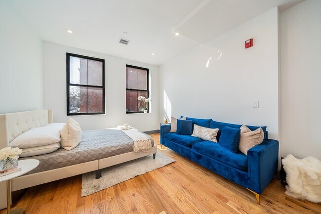 Foto del edificio - 568 Communipaw Ave