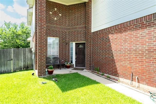 Building Photo - 6805 Hickory Creek