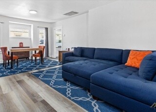 Foto del edificio - 1711 Cherry St