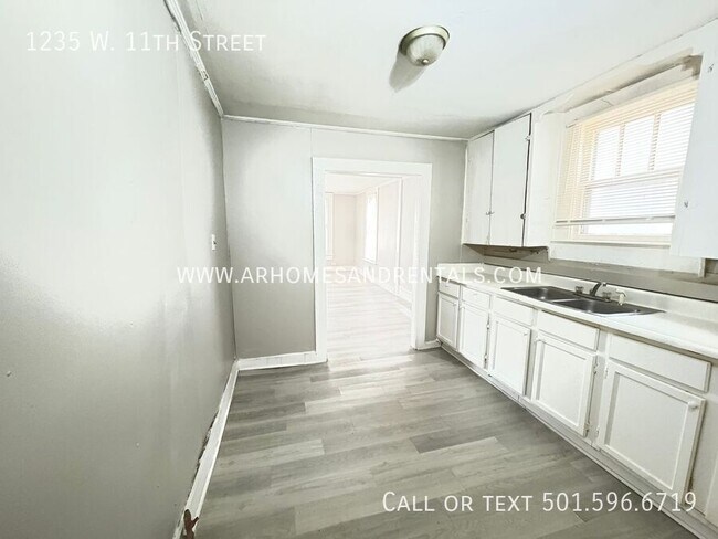 Foto del edificio - 1235 W 11th St