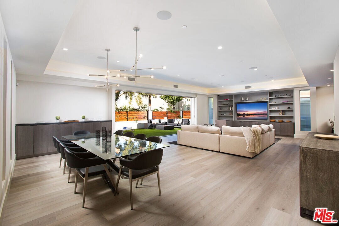 Foto principal - 6064 Saturn St